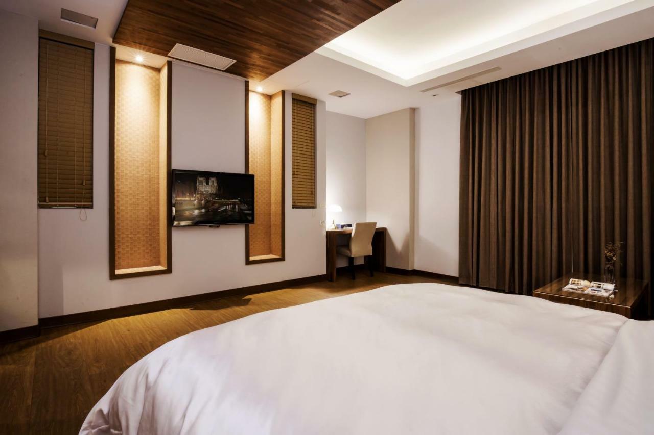 Duo Romance Hotel Città di Hualien Esterno foto