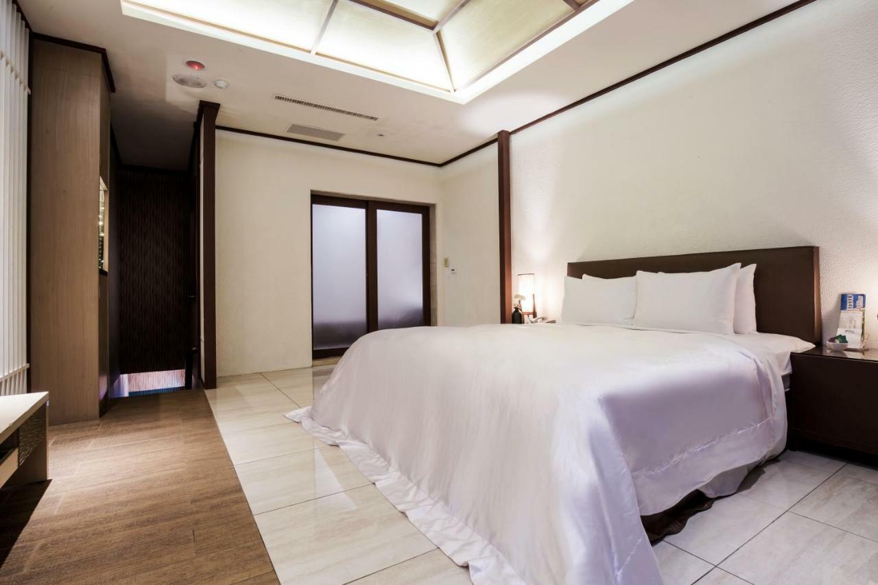 Duo Romance Hotel Città di Hualien Esterno foto