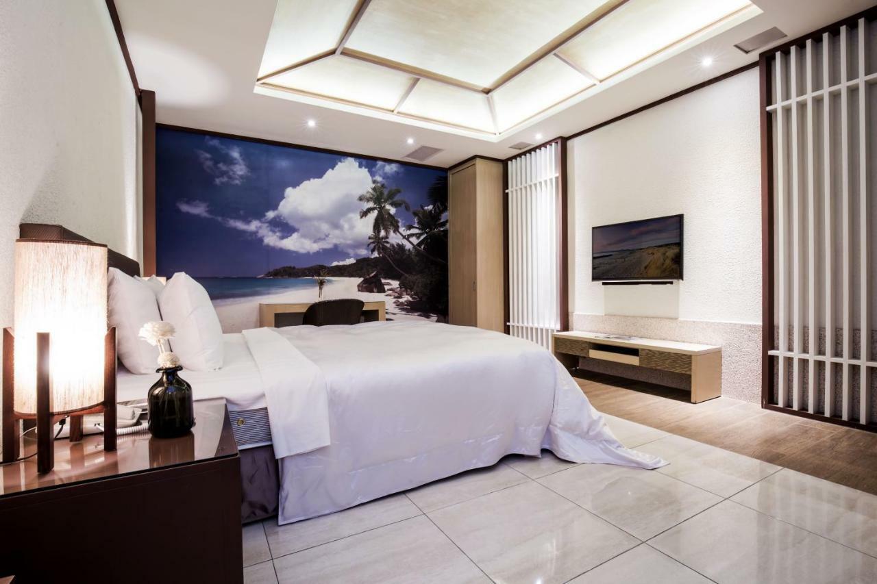 Duo Romance Hotel Città di Hualien Esterno foto